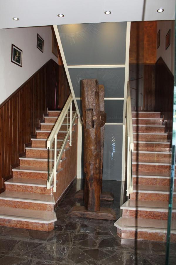La Villa Guest House Capitignano Buitenkant foto