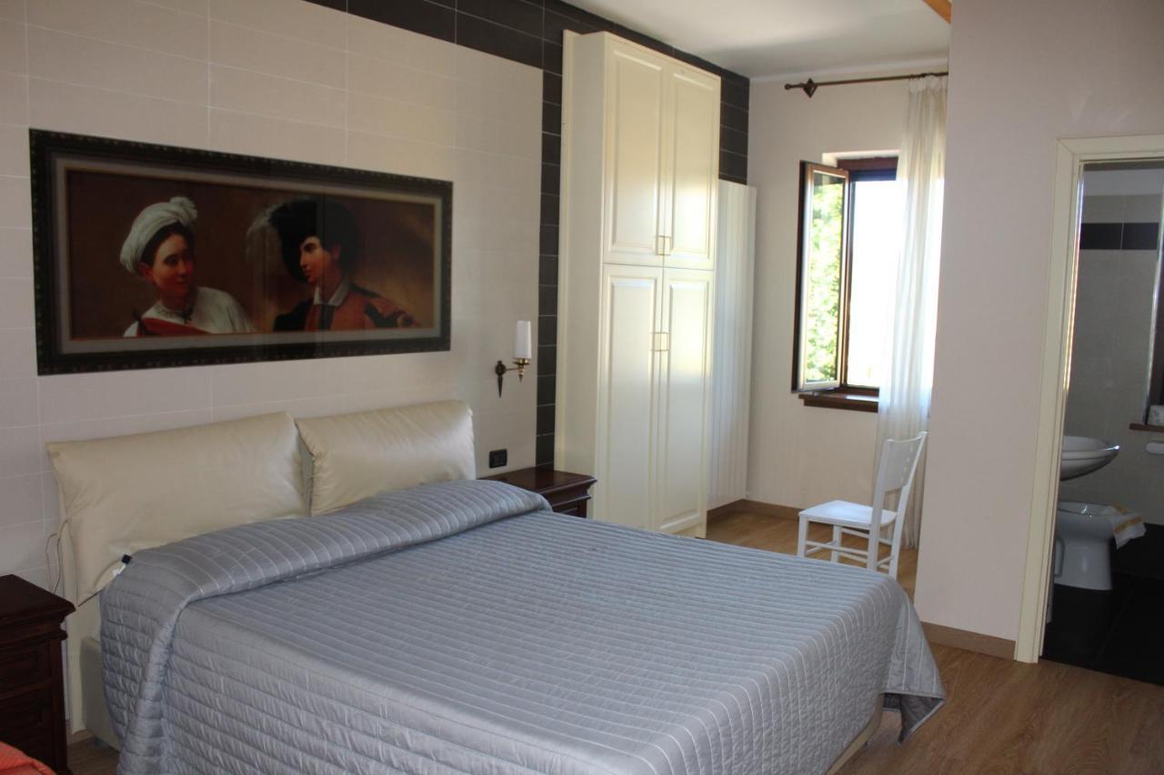 La Villa Guest House Capitignano Buitenkant foto